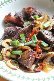 500 gr daging sapi 500 ml air (untuk rebus daging) 4 sdm kecap manis 1 sdm saus tiram 1 sdt kecap asin 2 sdm saus. Daging Masak Kicap Simple Dan Sedap Azie Kitchen
