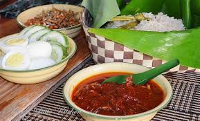 Sarapan di pagi minggu ni dengan nasi lemak hijau resepi dari rumah jejaka kesayangan chef2 kat sini, sapa lg.cik mat gebu kita laa.nasib nasi ni pun x gebu.memang sedap sangat.hubby puji lagi, kembang kempis akak.mat, tima kaceh byak2 kongsi resepi.wpun akak x guna beras basmathi. Resepi Nasi Lemak Hijau Amie Amie S Little Kitchen Nasi Lemak Bukit Hijau Sedia Untuk Dihidang Bersama Dengan Nasi Lemak Hackpinkspider