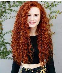 Welche Haarfarbe Passt Zu Mir Frisurentrends Mode Zenideen Rote Haare Rotes Haar Lockige Frisuren