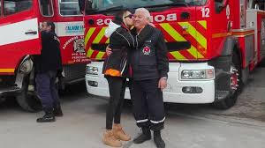 Formá parte de nuestro equipo. Provincia De Buenos Aires La Echaron De La Escuela De Bomberos Por Ser Lesbiana Diario San Rafael
