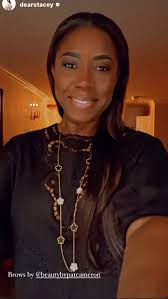 Stacey thank you for coming to see me for your touch up appointment all the  way from Grenada 🇬🇩 @dearstacey