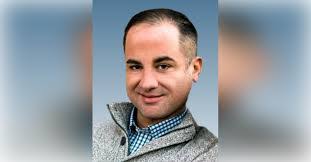 Robert Tewksbury's Instagram, Twitter & Facebook