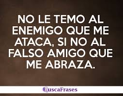 Frases Para Amigas Falsas Y Envidiosas Buscafrases Es La envidia es un sentimiento de tristeza o enojo que experimenta la persona que no tiene o desearía tener para sí sola algo que otra posee. frases para amigas falsas y envidiosas