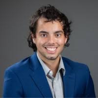 1300+ profilů „Colarusso“