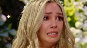 Who Won Round 1 of Ava Jerome vs. Nina Clay