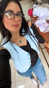 ✨🫶🏻🤍 #ivonnerobles_couture #debutantes #hechoconamor #fashiondesigner  #ivonnerobles_couture #detalles #lovemyjob #texturas #bordados