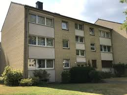 11 wohnungen in gladbacher straße, krefeld ab 350 € kaltmiete pro monat. 3 Zimmer Wohnung Zu Vermieten Buckerfeldstrasse 32 47803 Krefeld Benrad Nord Mapio Net