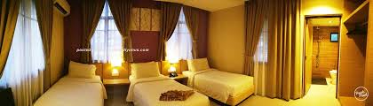 Hotel de 3,5 estrellas con restaurante y recepción disponible las 24 horas. Bercuti Di De Palma Eco Resort Kuala Selangor Mawardi Yunus