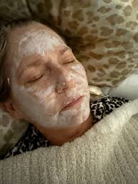 Well it was a loooong day! We had to say goodbye to mom's neurosurgeon.  Before we did, he went over the pathology results. Official diagnosis is  glioblastoma idh-wild type grade 4. He