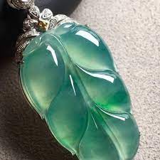 Light blue jade dragon pendant necklace. Burma Type A Grade A Jadeite Blue Green Leaf Jade Pendant 18k White Gold Diamonds Watercrystal Jade æ°´æ™¶çŽ‰