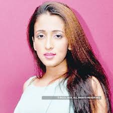 Madhu Joshi during a 'Paparazzi'