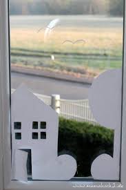 Kreativ blog mit vielen bastelanleitungen zum kostenlosen herunterladen.visit the post for more. Winter Fensterbilder Diy Ein Paar Ideen Wie Du Deine Fenster Gestalten Kannst Mamahoch2