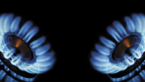 Las vitrocerámicas de inducción son mas seguras que las vitrocerámica convencional. Cocinas A Gas Vitroceramica O Induccion Te Ayudamos A Elegir Diferencias Ventajas E Inconvenientes De Los Principales Tipos De Cocinas