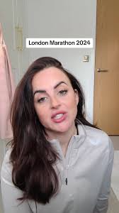 @Run & Dip Club @Castore #run&dipclub #castore #running #londonmarathon  #london #kinesiotape #lauratolondon