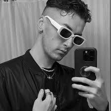 Adam Tasker (@adam__tasker) • Instagram photos and videos