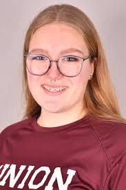 Cassie Wiggins's Instagram, Twitter & Facebook