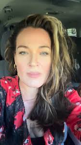 Ever felt grief stuck in your chest? 🎙️ Choreographer-activist Amanda  Cantrell Roche shows how shaking, sounding, and rewilding your body can  move trauma and politics. Tune in now