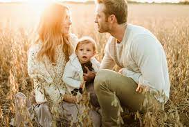 Family Photography Outdoors With One Child With A Baby With A Toddler Romantic Light Outdoor Family Photos Family Holiday Photos Photography Poses Family