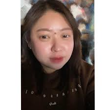 Purificacion Garcia 全真皮Origami摺紙包摺紙包是近期時尚中的新設計, 除了大家都知道的X牌BAO,  LOEWE也有出類似的摺紙包款