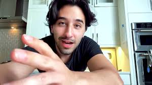 Key Ingredient : Rose Water