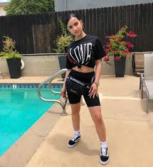 Black Biker Shorts Outfit Pinterest Pinterest Haleyyxoo Curvy Outfits Everyday Outfits Outfits