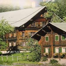 Art education, personal encounters and inspiration are. Das Haus Wald12 Ferien Und Seminarhaus
