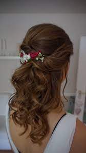 Half Do Hairstyle Brautfrisur Mit Blumen Im Haar Bridalhair Blumen Im Haar Brautfrisuren Mit Blumen Brautfrisur