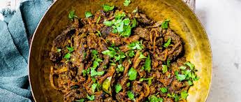 The aroma, texture, and flavor of ginger depend on its harvest. Banana Fry And Beef Curry Awesome Cooking Curry Beef With Banana Tree Recipe Beef Caribbean Curries Often Have A Mild Sweetness Usually From Fruit Anglet Torch