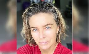 Aquí hicimos un resumen de la vida de margarita, sus trabajos como actriz y cantante están televisión cine su música. Revuelo Por Trino De Margarita De Francisco Que Incluye Hijos De Uribe Cablenoticias