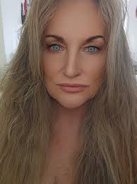 Celebrating 80s Music and Rockin Royals 🎙🎸