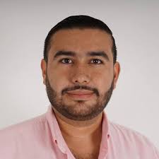 Hoy, nuestro Secretario General Carlos Aceves del Olmo celebra su  cumpleaños junto a su familia y compañeros, ¡la #FamiliaCTM le desea un día  lleno de felicidad y buenos deseos!