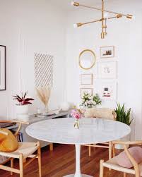 What Better Way To Complement Hans Wegner Chairs Than With Our Saarinen Round Dining Table Reser Round Marble Dining Table Dining Table Marble Home Decor