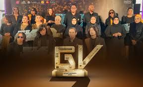 Her name rose again after joining the second season of gegar vaganza, winning the competition in 2015. Kehangatan Gegar Vaganza Semakin Terasa Ini Senarai Penuh 14 Bintang Yang Bertanding Buzzkini