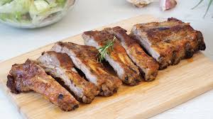 Precalentamos el horno a 200º calor arriba y abajo. Costillas De Cerdo Al Horno Tiernas Y Jugosas Para Toda La Familia