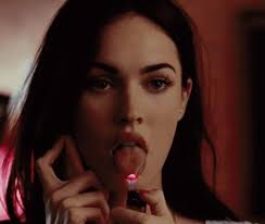 what kind of halloween would it be without jennifers body fanart 😔  #inktober #jennifersbody #jennifersbodyfanart #moviefanart #octoberart  #creepyart #spookyart #octoberdrawinchallenge #horrormovieart