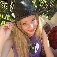 Deanna Donovan's Instagram, Twitter & Facebook