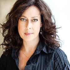 Lani Parker's Instagram, Twitter & Facebook