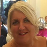 Kerry Burnham's Instagram, Twitter & Facebook