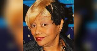 Delores Spears's Instagram, Twitter & Facebook