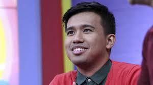 Joshua Suherman dan Clairine Clay Resmi Menikah