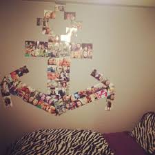 Wall Anchor Photo Arrangement I Would Do This With My Initials Cma With Images Beach Themed Bedroom Beach Themed Room Anchor Decor