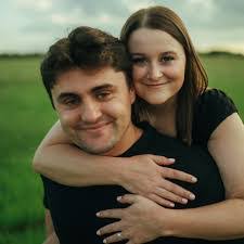 Brynn Cook's Instagram, Twitter & Facebook