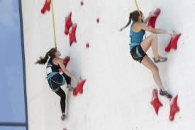 Nach dem deutschen meistertitel in der kletterdisziplin speed ließ sich linus bader kopfüber ins seil fallen. Sportklettern Bei Den Olympischen Spielen Und Der Deutsche Alpenverein