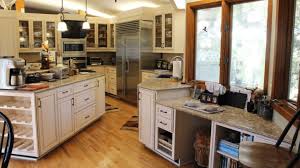 betton hills large kitchen cabinet