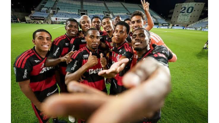 Com novidade, Flamengo define relacionados para amistoso