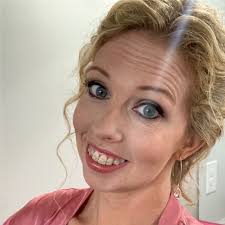 Lindsay Larson Email & Phone Number