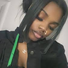 Unknown user🎀. (@3xclusive._mina5) • Threads, Say more