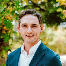 Matthew Bunch's Instagram, Twitter & Facebook