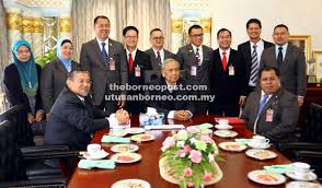 Petronas dan kerajaan sarawak hari ini menandatangani perjanjian prinsipal berkaitan pembekalan 450 juta gas asli standard kaki perdana menteri, datuk seri najib razak menyaksikan majlis menandatangani perjanjian berkenaan dengan kerajaan sarawak diwakili setiausaha. Kerajaan Sedia Pertimbang Beberapa Perkara Dibangkit Cuepacs Sarawak