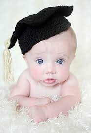 Ravelry: 573 Graduation Cap pattern by Sandy Powers